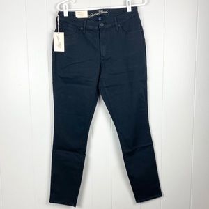 Universal Thread black pants